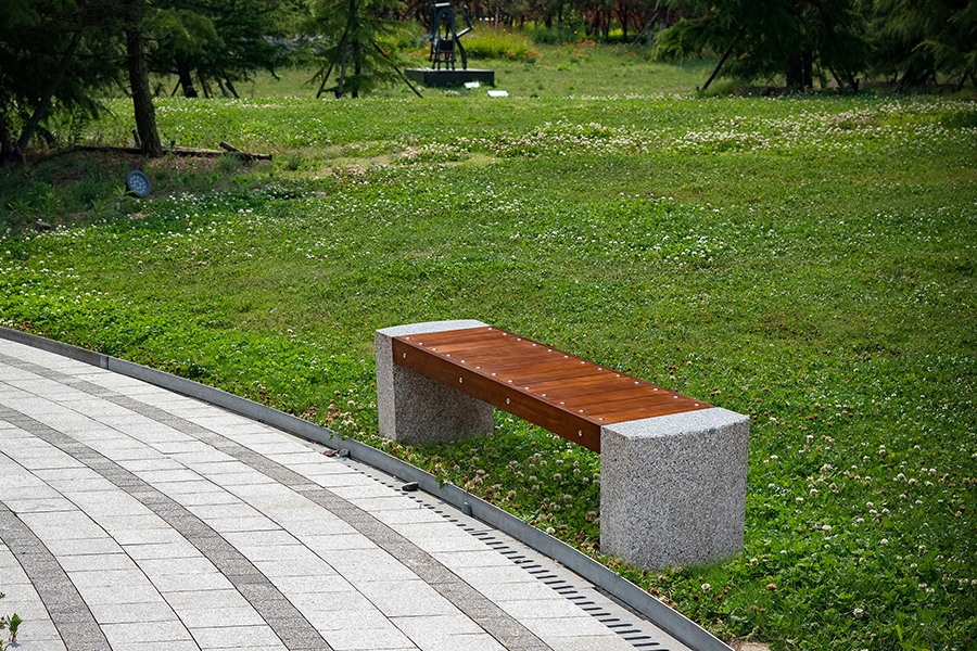 石材公園椅,戶外長凳,防腐木實木坐凳